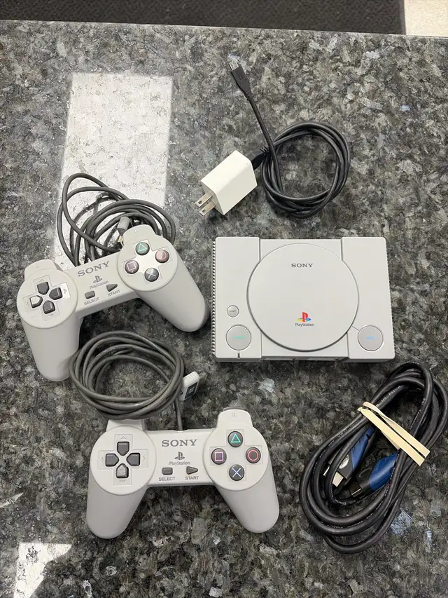 PSone Mini with 2 controllers