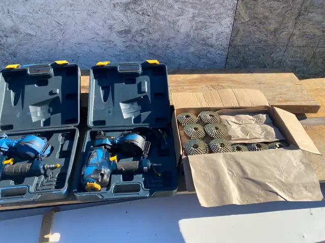 2- pneumatic Roofing Nailers