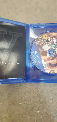 Rockstar Games Grand Theft Auto V PS4 - Photo 2