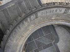 4 pneus hiver 205-60R16 Michelin X-Ice Snow comme neufs - Photo 6