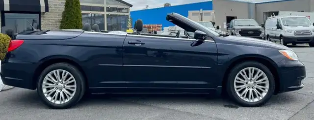 Chrysler 200, 2011 décapotable bas prix $2500.00