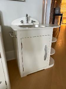 POTTERY BARN Retro White Kids Play Kitchen - Photo 7