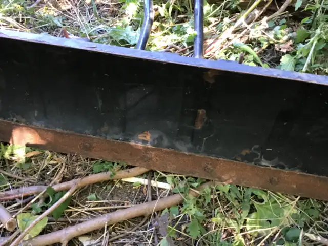ATV SNOWPLOW NEEDS WORK