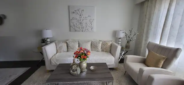 4 Bedrooms House for rent in Brampton from November 1st