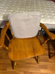 ONE LIKE NEW YET SOLID MAPLE CAPTAINS CHAIR/CUSHION - Photo 2