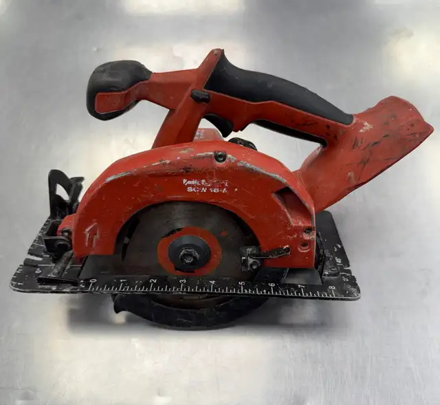 Scie circulaire Hilti