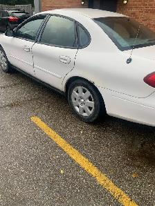 2002 Ford Taurus LX