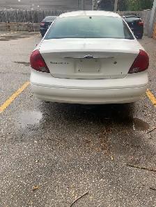 2002 Ford Taurus LX - Photo 6