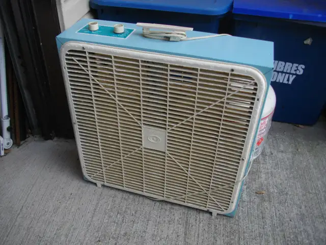 box fan with speed control