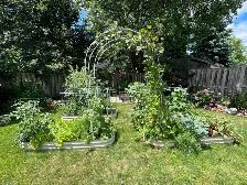 Metal Garden Beds with tops - Photo 2