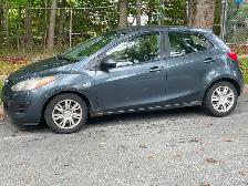 $1300 Mazda 2 2012