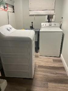 Beautiful 2 bedrooms, 1 bath lower level unit utility included - Photo 8