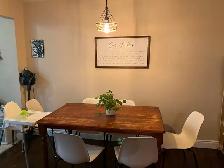 Bright 2bdrm APT- RENOVATED/SPACIOUS/SELF CONTAINED! - Photo 2