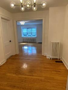 Renovated one bedroom plus den - Bloor West Village ( - Photo 4