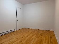 Beautiful 4 1/2 available in LaSalle - Photo 6