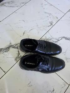 Boys Black Dress Shoes - Youth Size 4 (Ages 10-11) 15 - Photo 2
