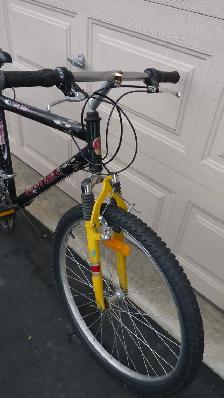Mountain Men Bicycle - Photo 3