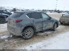 2024 Mazda cx5 select, AWD, 11,000KM - Photo 10