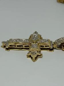 10k Iced-Out Diamond Cross Pendant - Photo 10