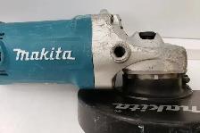 (9920932) Makita GA7050 Grinder - Photo 3
