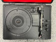 Crosley Portable Bluetooth Turntable - Photo 6