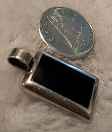 Vintage stamped 925 Sterling Silver Pendant - Glows under UV - Photo 3