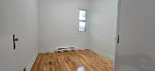 Beautiful 5 1/2 located in Verdun - Photo 2