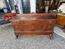 Free delivery Antique Oak Sideboard Buffet - Photo 4