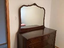 Antique Sleigh Double Bed & Dresser - Photo 5