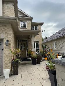 Urgent room for rent female only - Photo 2
