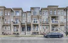 Townhouse for Rent in Pickering near Brock and Taunton