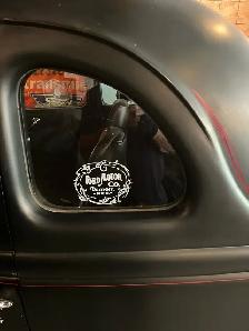 1935 Ford Deluxe Five Window Coupe - Photo 6