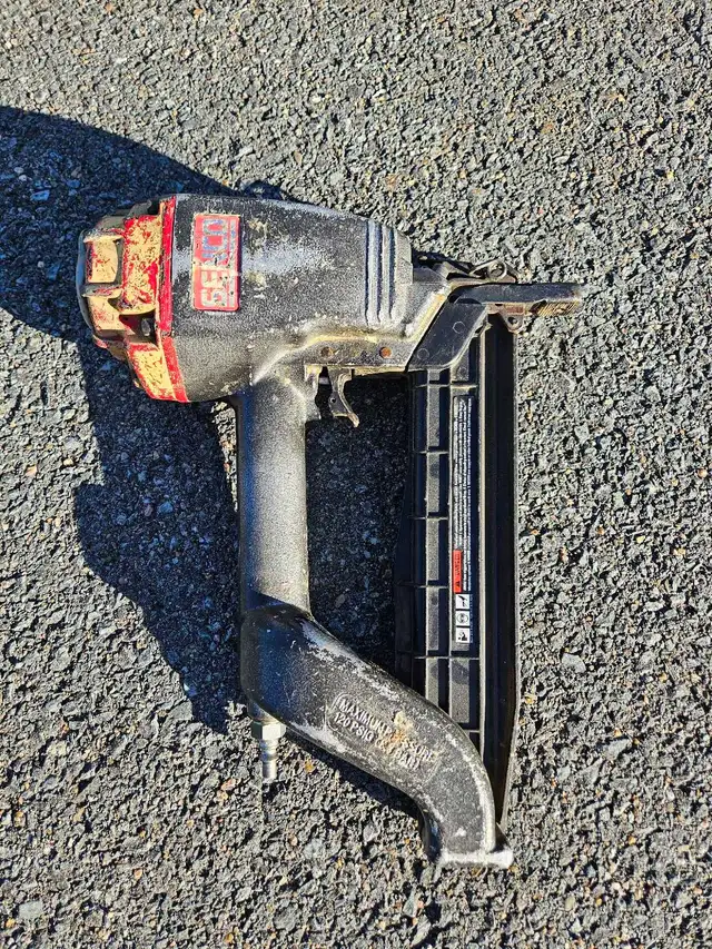 Senco Model SNS45XP Staple gun