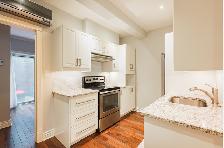 5 1/2 Fully furnished 2 floors apartment near Concordia universi - Photo 4