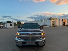 2015 Chev 2500 diesel - Photo 2