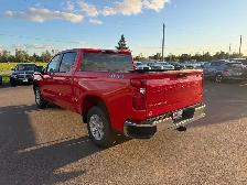 2025 Chevrolet Silverado - Photo 6