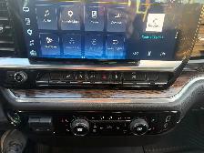 2025 Chevrolet Silverado - Photo 32