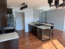 Top Floor Modern Condo - Photo 4
