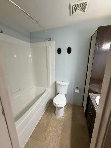 Top Floor Modern Condo - Photo 6