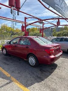 2007 Toyota Corolla with only 184,000KM - Photo 3