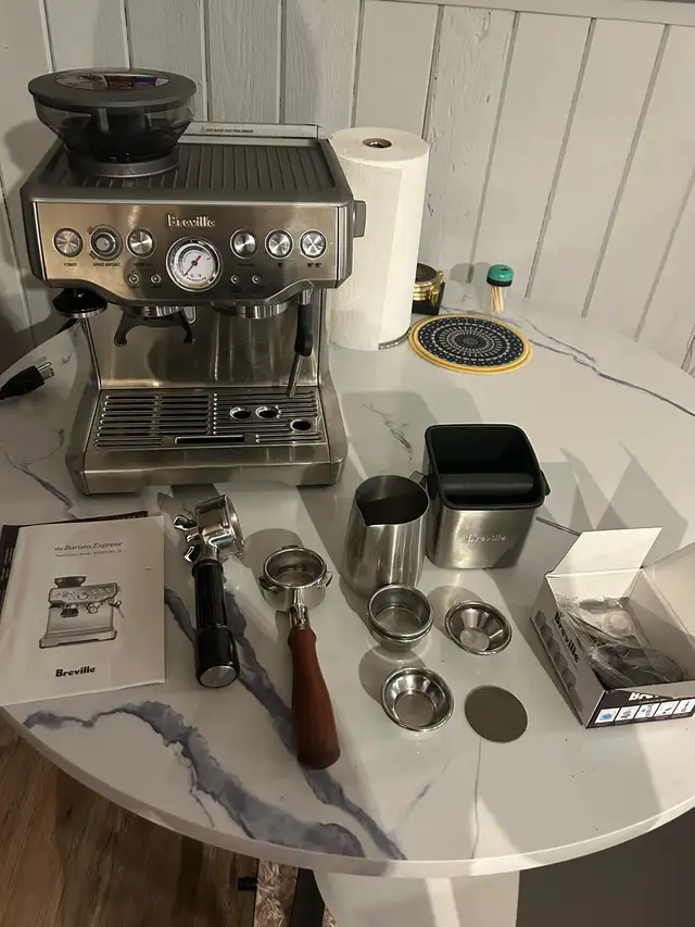 Breville Barista Express BES870 with ton of accessories
