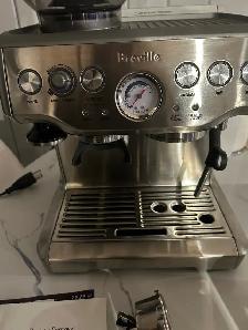 Breville Barista Express BES870 with ton of accessories - Photo 2