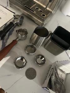 Breville Barista Express BES870 with ton of accessories - Photo 4