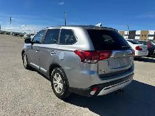 2019 Mitsubishi Outlander ES | Back Cam, Bluetooth - Photo 5