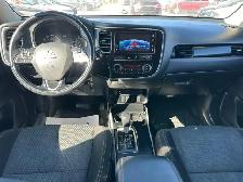 2019 Mitsubishi Outlander ES | Back Cam, Bluetooth - Photo 6