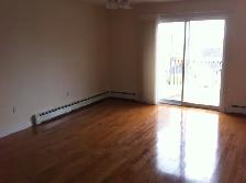 Duplex for rent, North River Road - Photo 3