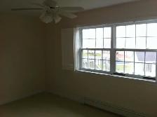 Duplex for rent, North River Road - Photo 5