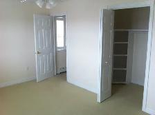 Duplex for rent, North River Road - Photo 11