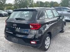 2021 HYUNDAI VENUE  MANUAL  NO ACCIDENTS SE - Photo 3