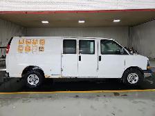 2011 GMC Savana - Photo 6